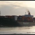 Le cargo New Orleans Express entre au Havre