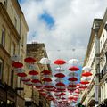 " Les parapluies de la rue Bolton "