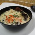 Soupe coco aux crevettes et poulet