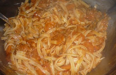 Pâte bolognaise aux légumes.