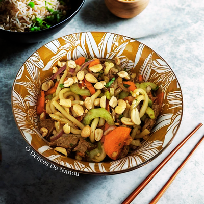 Salade thaï aux émincés végétaux