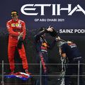 Sainz podium Abu Dhabi @7 ✔