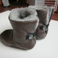 Bottes fourées en cuir.. pour un petit coeur de 11 mois