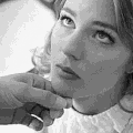 La Providence a mis du poil au menton des hommes pour qu'on puisse de loin les distinguer des des femmes. Epictète 