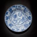 A Kraak blue and white dish. Late Ming Dynasty