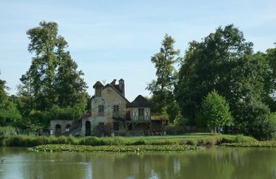 VERSAILLES, SES JARDINS...