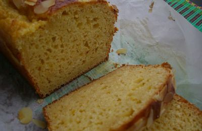 Cake Très Citron à la ricotta et à l'amande