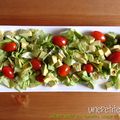 443 - Salade verte aux tomates cerise et à l'avocat