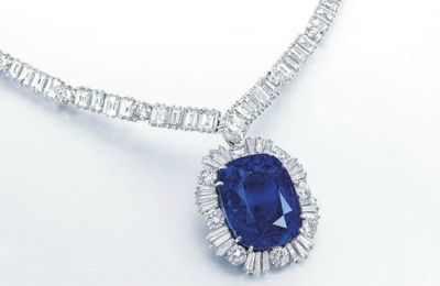 An impressive 90.97 carats Ceylon cushion-shaped sapphire and diamond pendant necklace