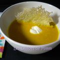 Crème de potimarron rôti et chips de Comté