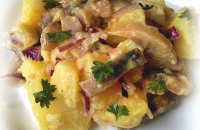POMMES DE TERRES-VINAIGRETTE MOUTARDE AUX HARENGS FUMÉS 