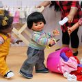 La famille de Qanik : Talkie-walkie et vol plané dans un panier de linge