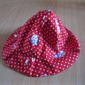 petit chapeau coccinelle pour Jade