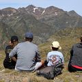 Petits et grands fascinés par la majesté du paysage