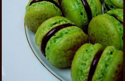 Macaron After Eight