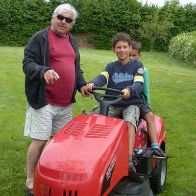 19 juillet 2012 : 1ère leçon de conduite et visite au zoo