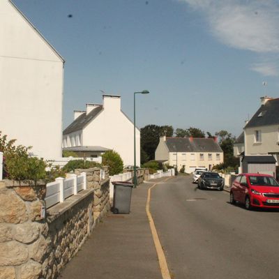 585 3) St Pol 4,5 Kersaliou Troméal grève du Man Vrennit chem Paradis r E Renan r Kerrom Troméal