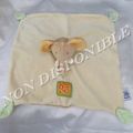 Doudou Peluche Plat Eléphant Les Loustics Ecru Marron Feuilles Vert Moulin Roty