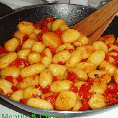Poêlée de Gnocchis au poivron et au curry
