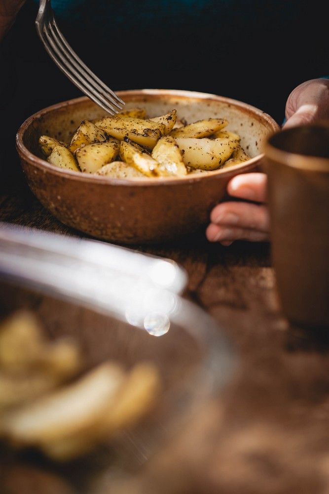 pommes de terre au four, PDT moelleuses, fondantes, recette facile, huile d'olive, herbes de provence