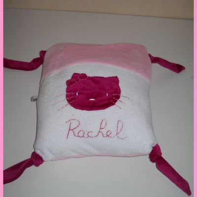 Sous la tête de Rachel