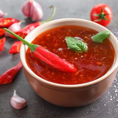 Sauce piquante au piment chili rouge… ATTENTION DANGER !!! Red Hot Chili Pepper sauce