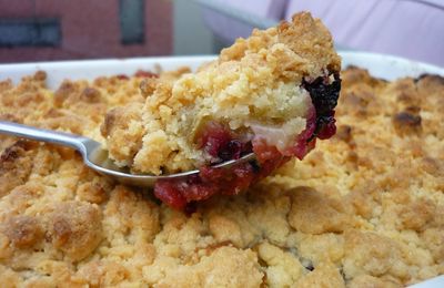 Crumble pommes et mûres sauvages