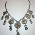 Collier de diamants ayant appartenu à la famille impériale d'Iran