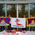 Des militants marquent le compte à rebours d'un an avant les Jeux olympiques d'hiver de Pékin.