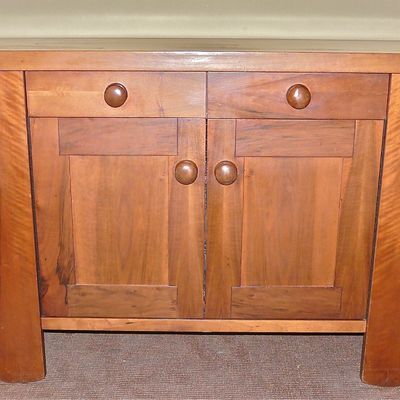 Très rare buffet en noyer par Silvio Coppola pour Bernini.1964.Vendu