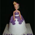 Gâteau Barbie princesse 3D Déco : violet et blanc