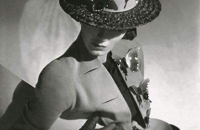 "Shocking ! Les mondes surréalistes d'Elsa Schiaparelli" au MAD Musée des Arts Décoratifs