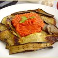 Aubergines grillées au confit de tomate