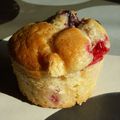 Muffins aux fruits rouges et au chocolat blanc