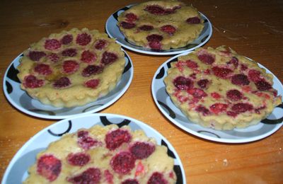 Clafoutis individuels aux framboises