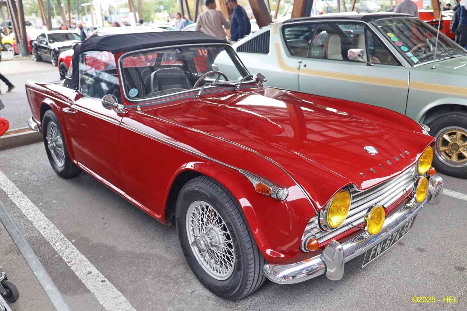 Triumph TR 4A_03 - 1961 [UK] HL_GF