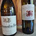 Châteauneuf du Pape : Mas Saint Louis rouge 2017, Francs-Côtes de Bordeaux: Les Charmes Godard blanc 2021