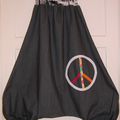 Nouveau sarouel femme en taille 40/42 sigle peace and love