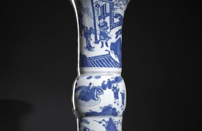 A well painted blue and white gu-shaped vase with roman scenes, Kangxi period (1662-1722)