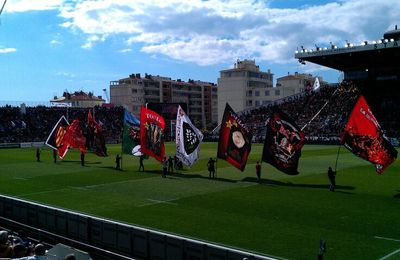 Le Président des Dragons du Pradet sur la pelouse de Mayol