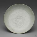 Saucer with dragon decoration in bluish-white glaze, Southern Song Dynasty-Yuan Dynasty (1127-1368)