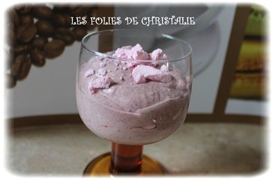 Mousse surprise cassis