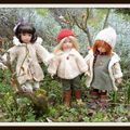 3 filles et des manteaux de laine