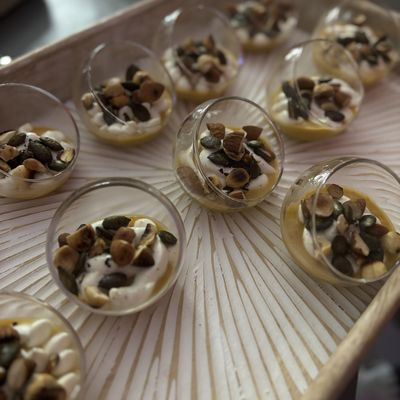 Verrine de butternut , fromage frais et fruits à coque
