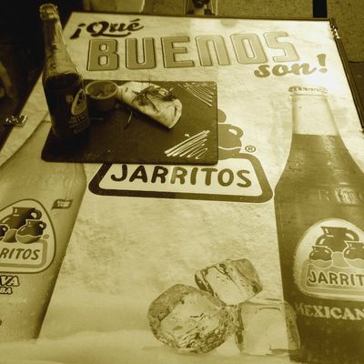 Venez rencontrer  le "Jarritero" demain à "Distrito Francés", dernier jour. 