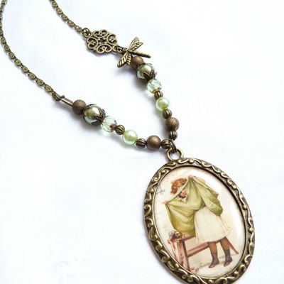 Sautoir rétro "sous mon jupon"