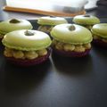 macarons pistaches-griottines