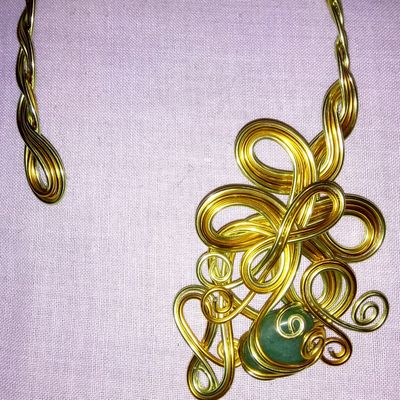 Les alus avec incrustation de pierre