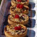 Tartelettes abricots, framboises et crumble