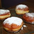 les beignets fourrés